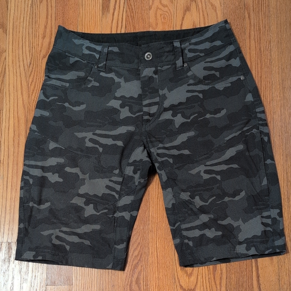 Kuhl Men's Black Camo Cargo Shorts
